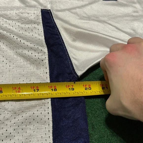 Vintage Y2K Tom Brady New England Patriots Jersey, NFL Football Reebok (Small) - Picture 8 of 9